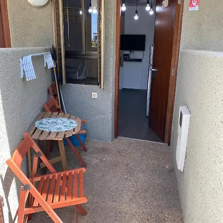 Studio Apartment San Eugenio *